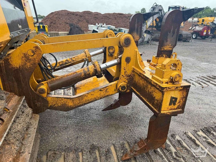 2021-deere-850l-wlt-image-41