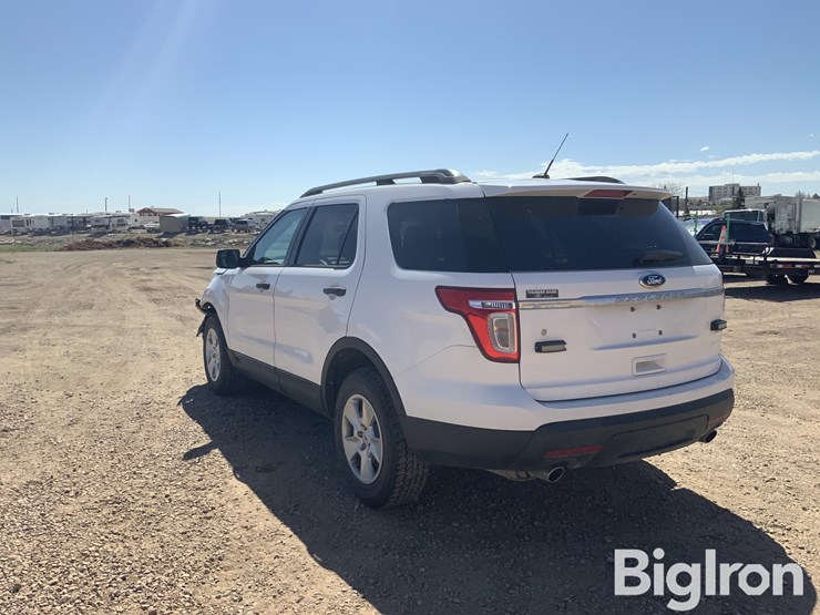 2014-ford-explorer-image-7
