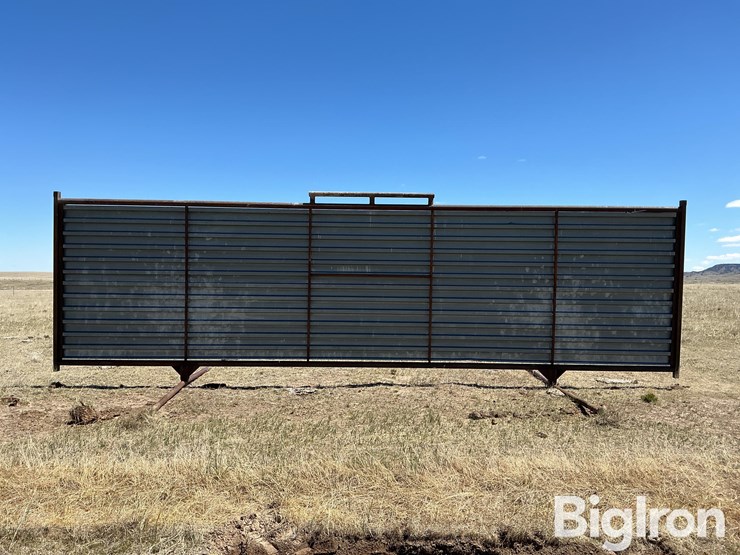 portable-free-standing-wind-break-panel-image-6