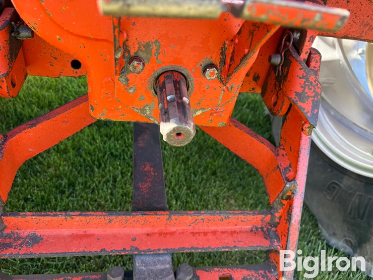 1963-allis-chalmers-d19-image-9