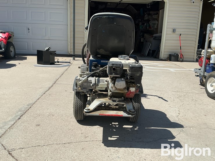 2004-graco-line-driver-6900-ride-on-striping-system-image-6