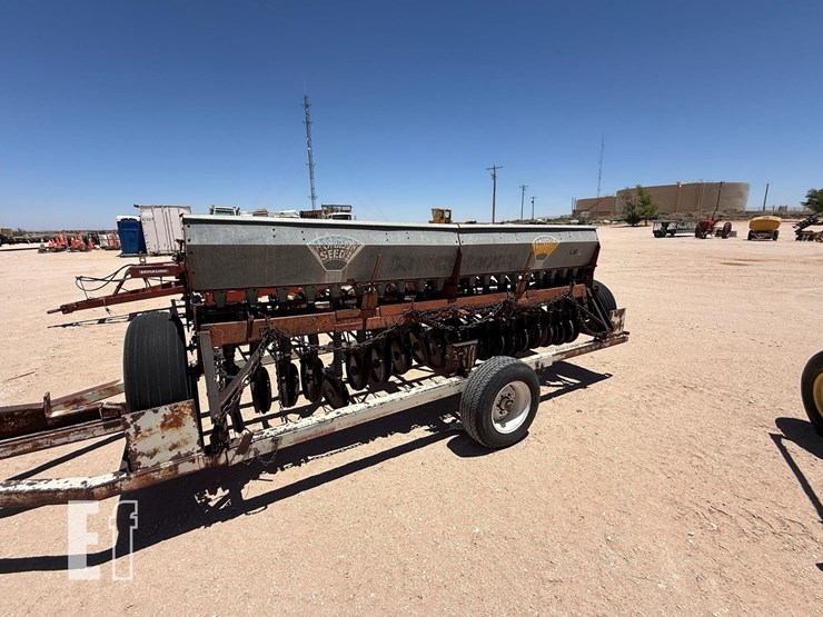 grass-drill-with-trailer-5195-image-3