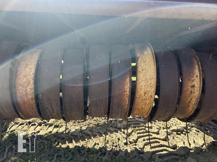 new-holland-68-image-10