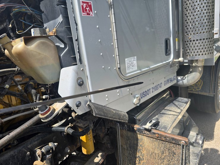 1997-kenworth-t800-image-88