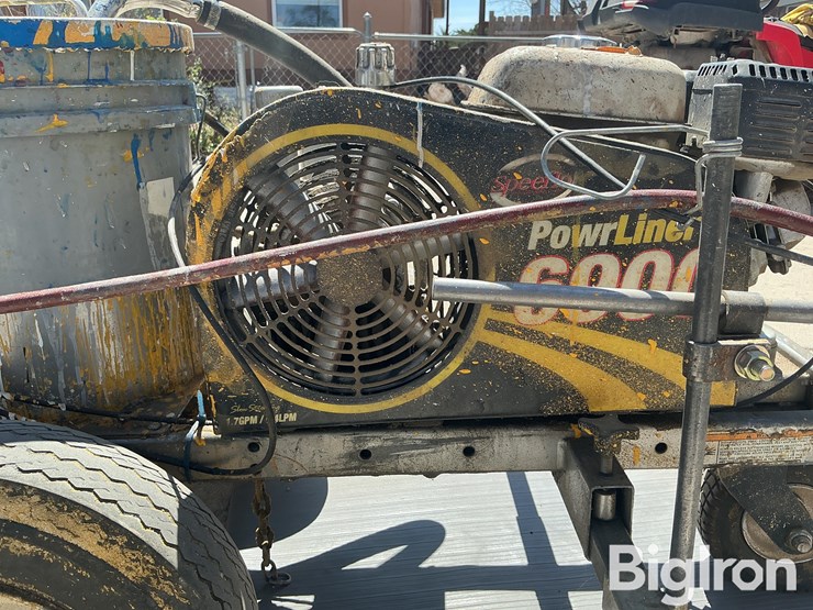 2004-graco-line-driver-6900-ride-on-striping-system-image-12
