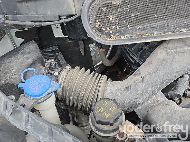 2015-ford-transit-image-28