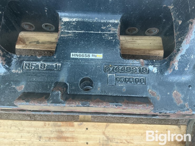 case-ih-87448319-weight-bracket-image-11