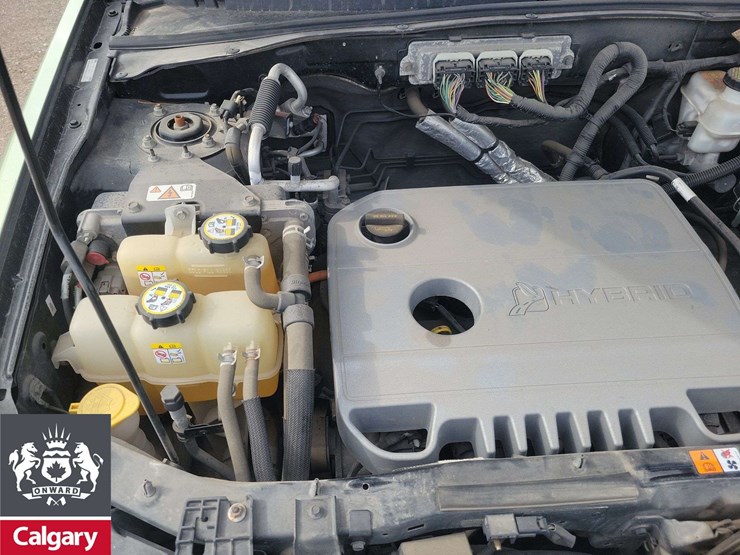 ford-escape-hybrid-image-36