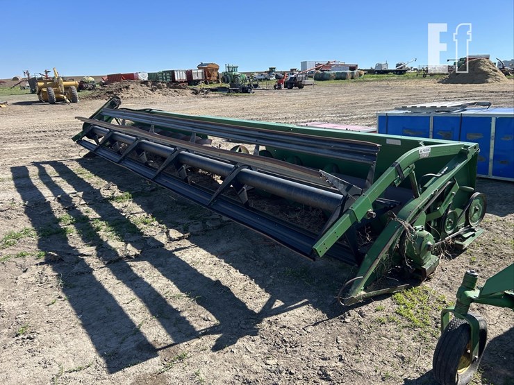 john-deere-224-image-4