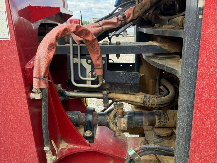 2012-case-ih-350-image-15