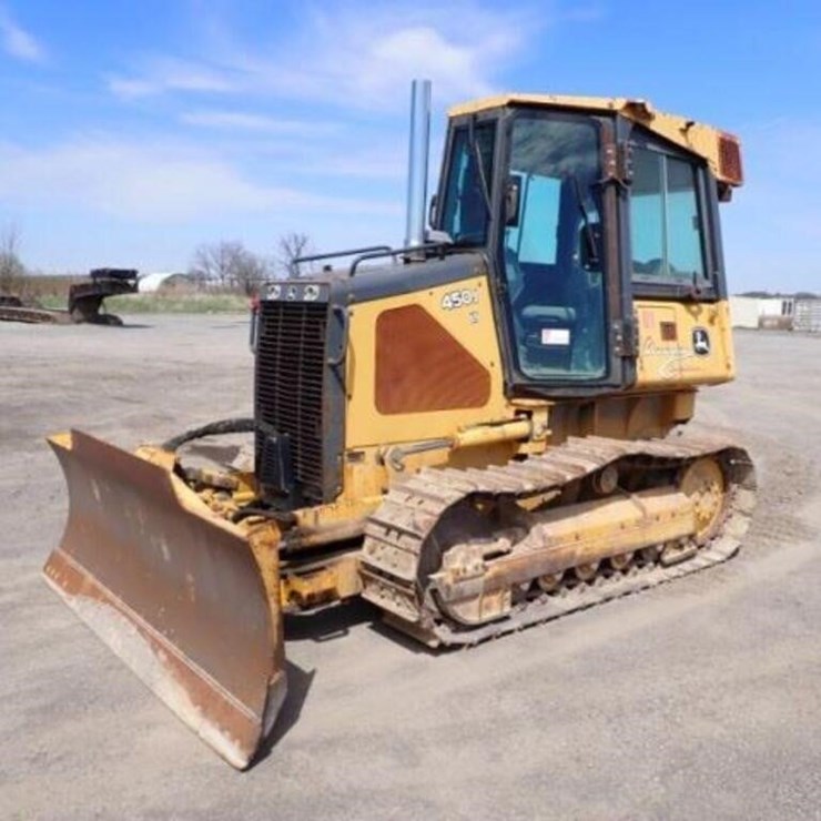 2005 DEERE 450J LT