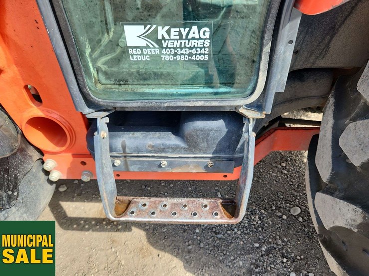 2015-kubota-l4760-image-46