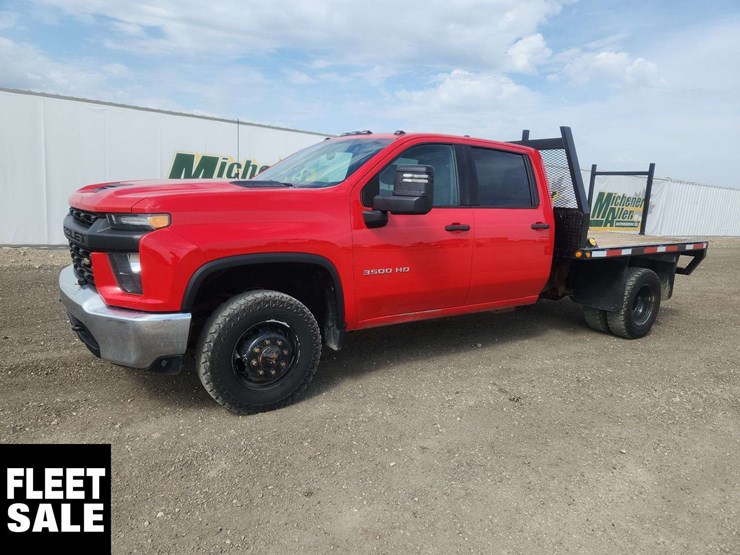 2020-chevrolet-silverado-3500hd-image-1