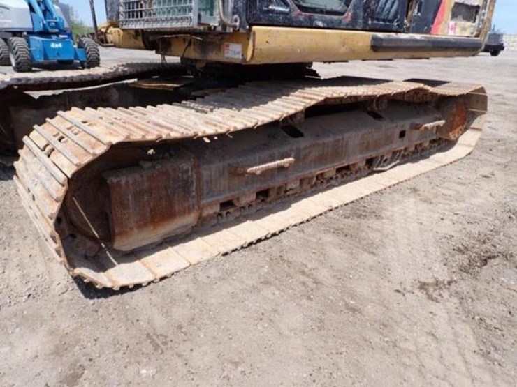 2014-caterpillar-320el-image-33