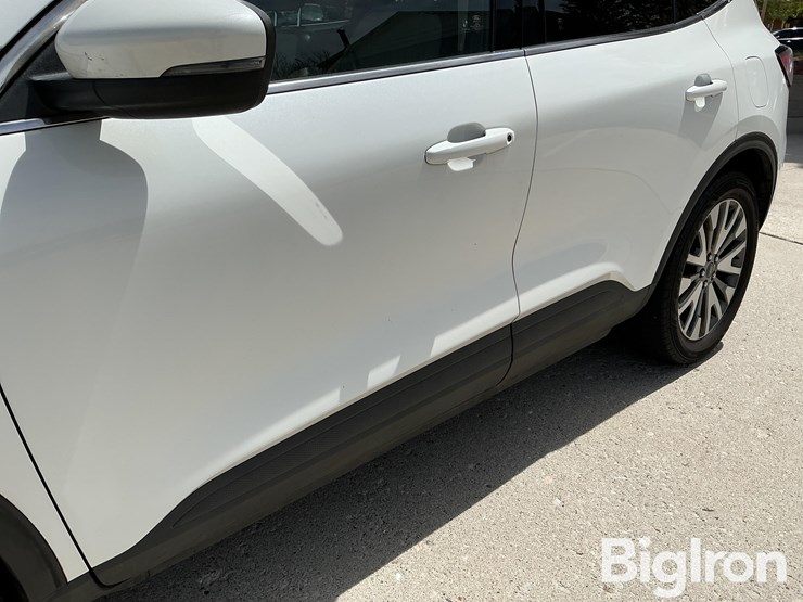 2020-ford-escape-image-10