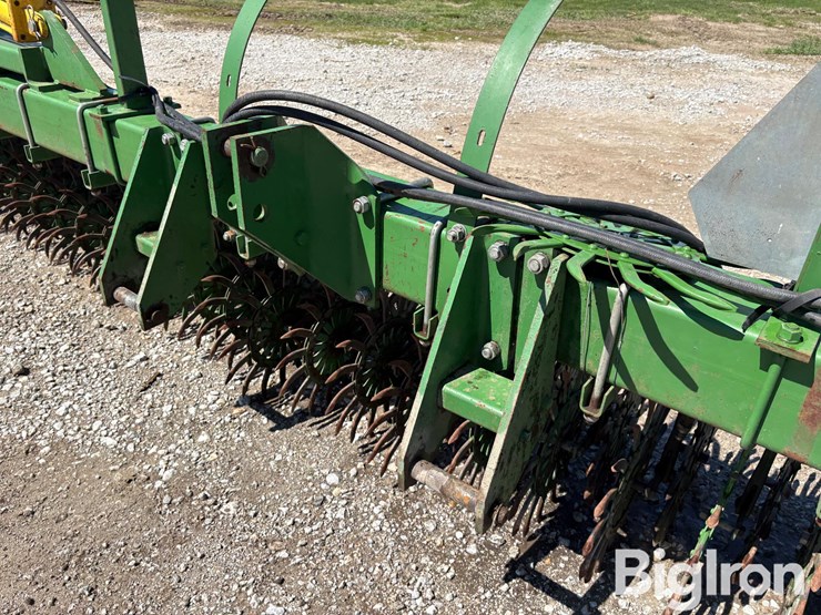 john-deere-400-image-9