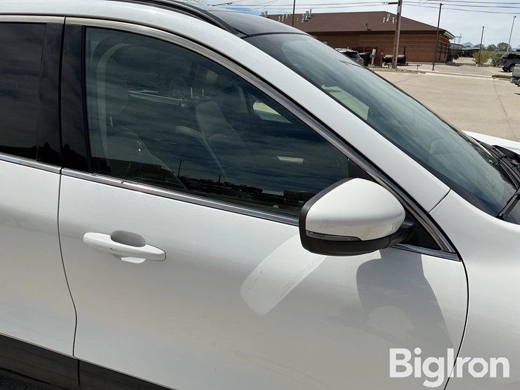 2020-ford-escape-image-17