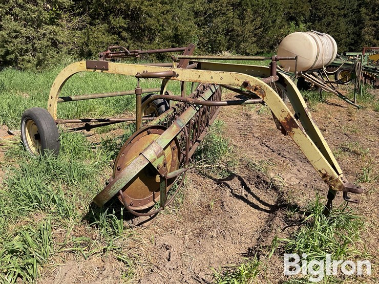 john-deere-896-image-3