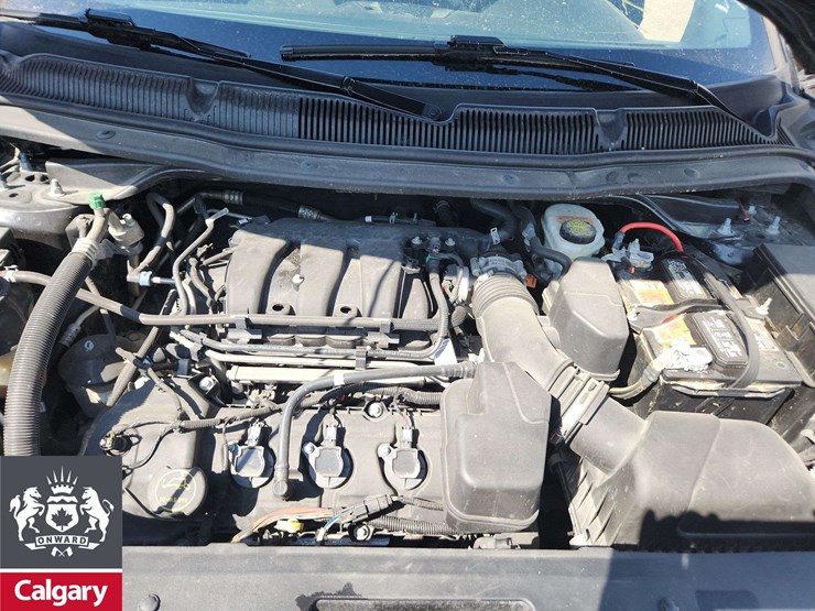 2019-ford-explorer-image-26