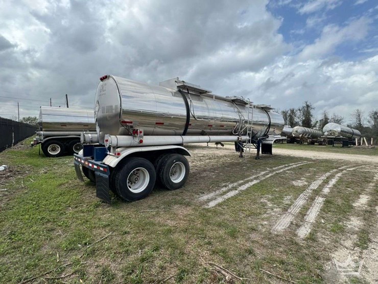 1984-fruehauf-trailer-image-2
