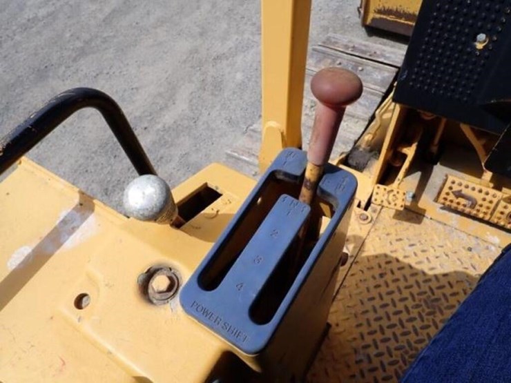 1989-deere-550g-image-14