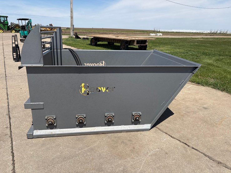 like-new-hoover-skidloader-bale-processor-image-5