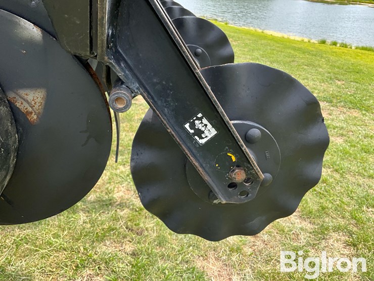 kinze-2600-image-16