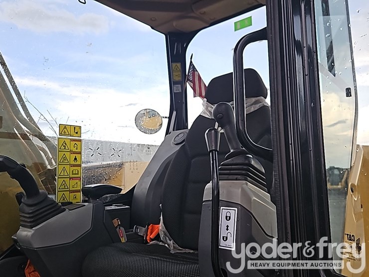 2023-caterpillar-310-image-30