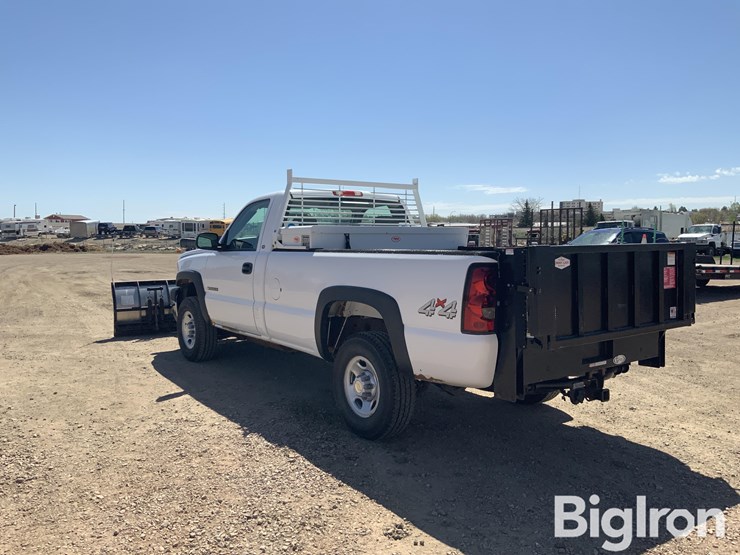 2004-chevrolet-2500-image-7