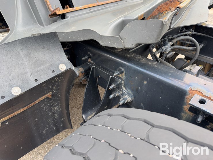 2015-international-prostar-image-16