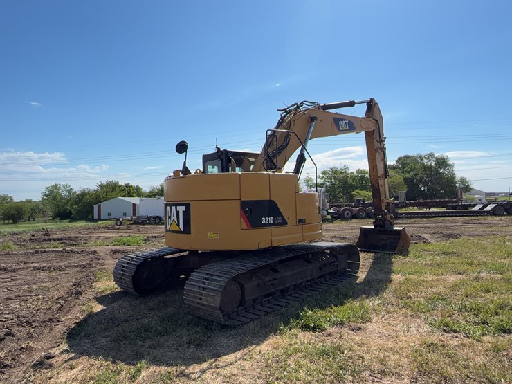 2012-caterpillar-321d-excavator-image-5
