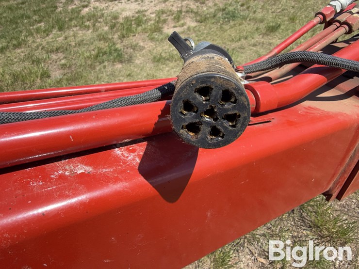 2013-new-holland-h7150-image-19