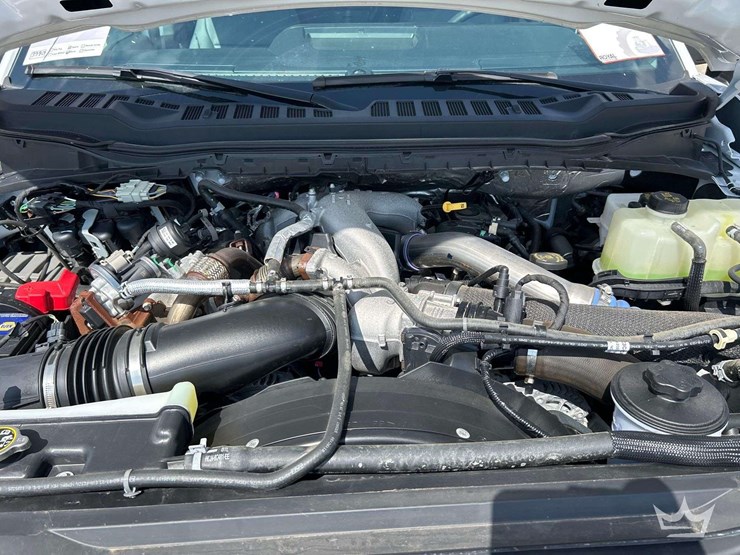 2023-ford-f550-image-7