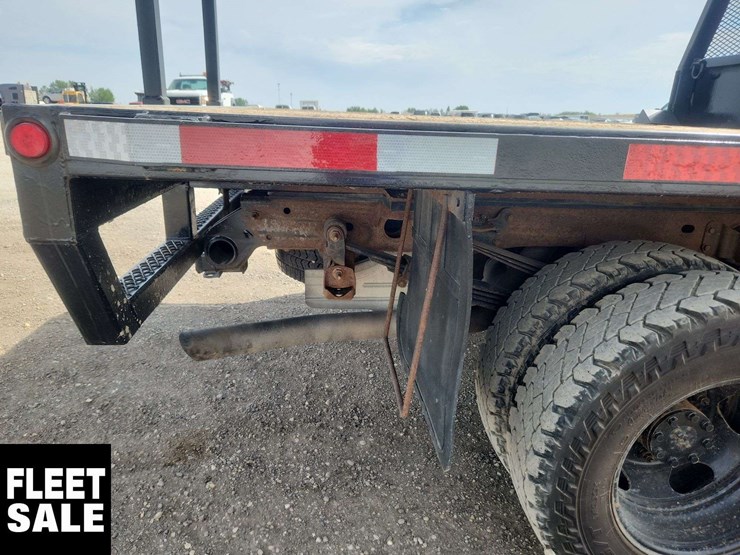 2020-chevrolet-silverado-3500hd-image-41
