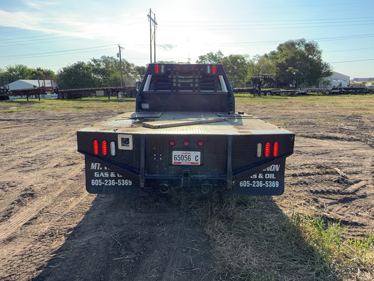 2011-dodge-3500-image-27