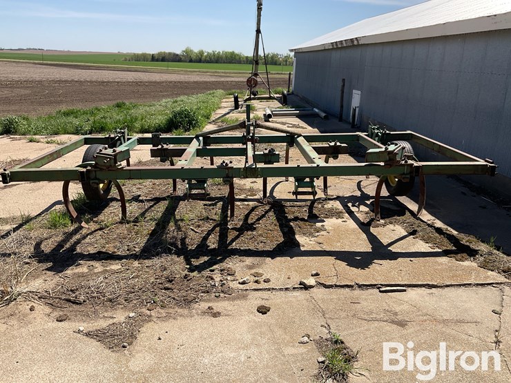john-deere-1610-image-2