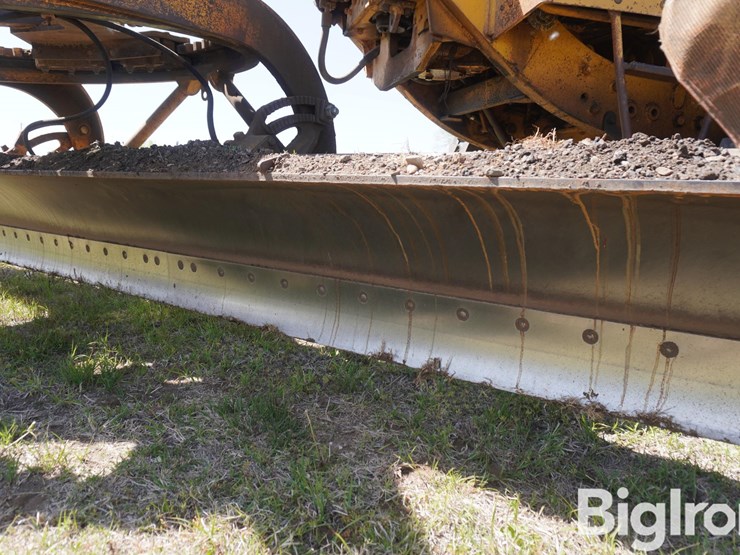 1968-caterpillar-12f-image-13