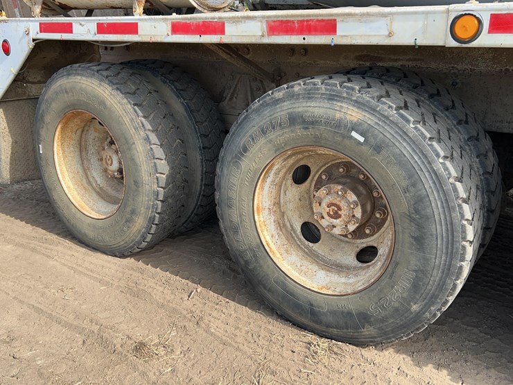1996-ford-lt9000-image-51