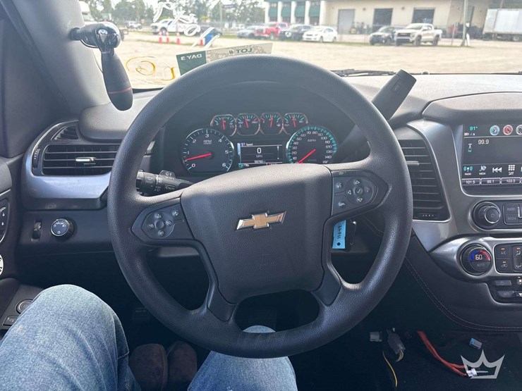 2019-chevrolet-tahoe-image-10