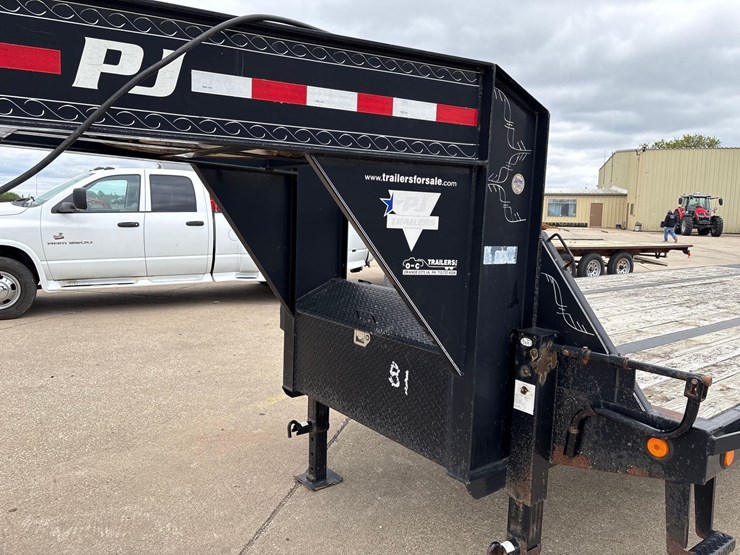 2010-97”-x-36’-pj-trailers-gooseneck-deck-over-trailer-image-21
