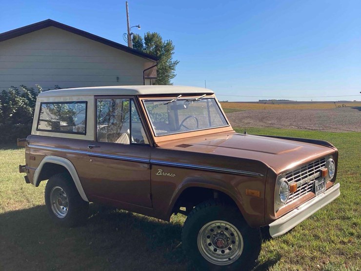 1973-ford-bronco-image-2