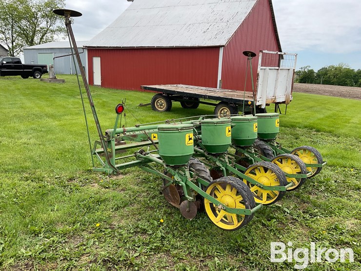 john-deere-1240-image-7