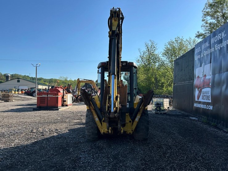 new-holland-lb95b-image-3