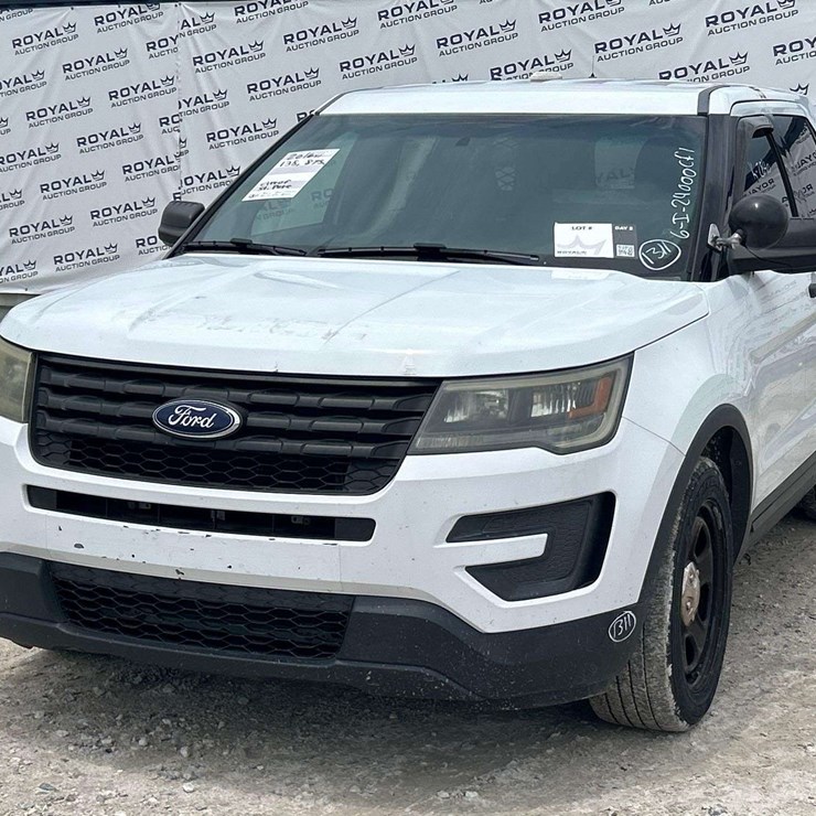 2016 Ford Explorer AWD SUV