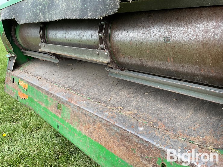 1988-john-deere-8820-titan-ii-image-17