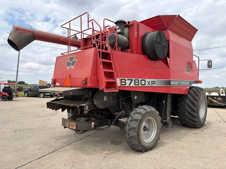 2001-massey-ferguson-8780xp-image-4