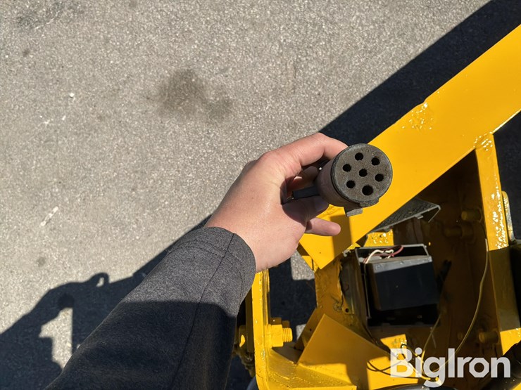 2020-towmaster-t-12dt-image-12