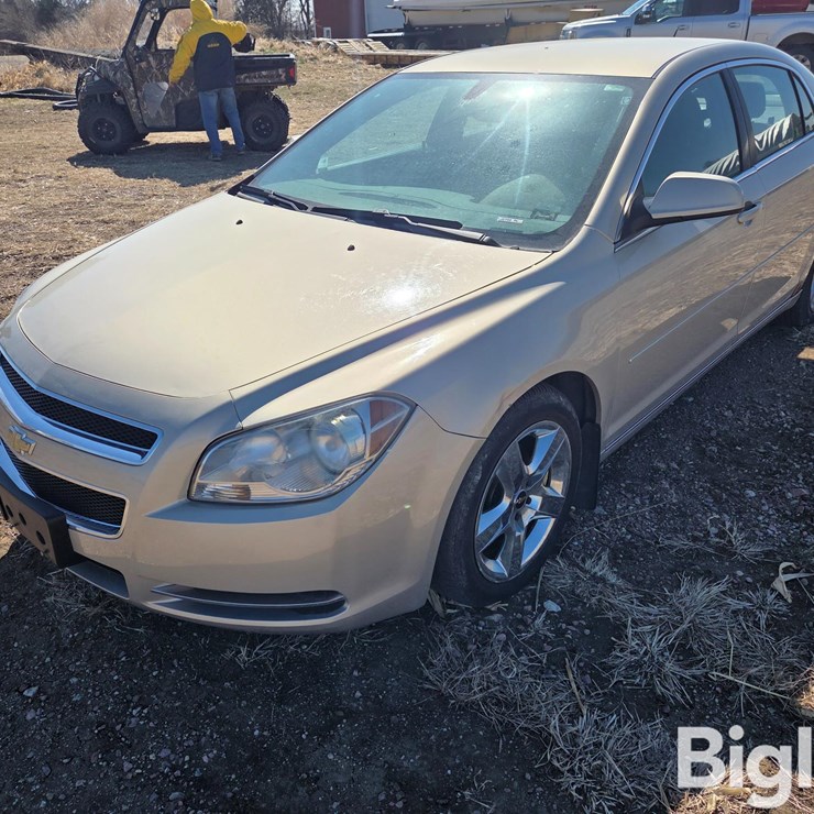 2010 Chevrolet Malibu Car