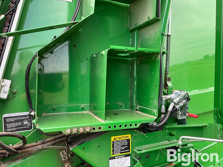 2021-john-deere-560r-image-13