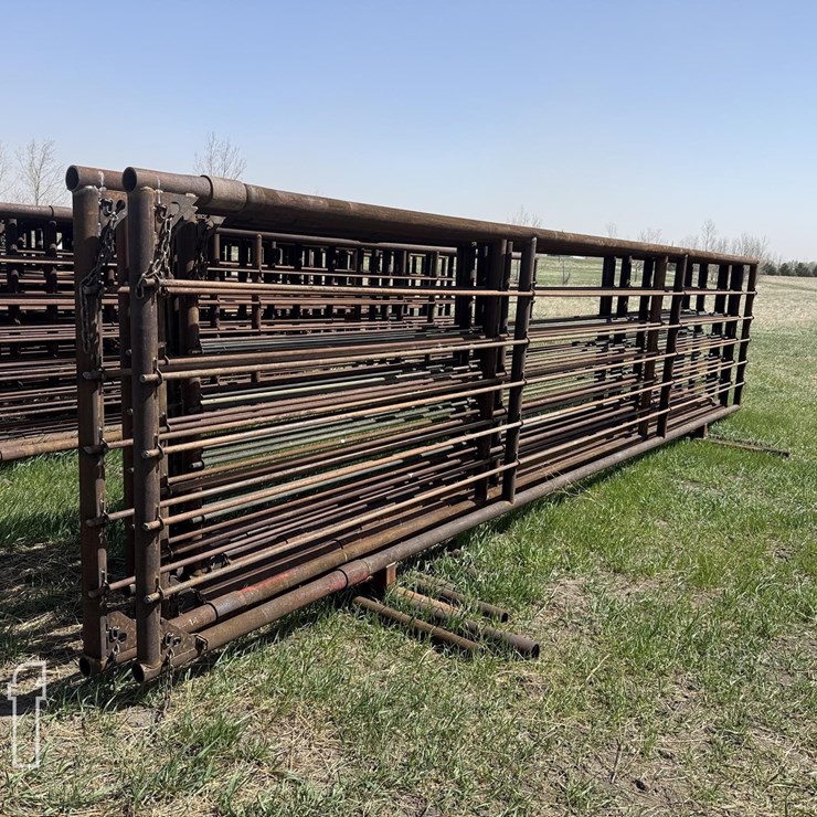FREESTANDING PANELS 3966